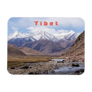 Typiskt tibetanskt bergslandskap magnet