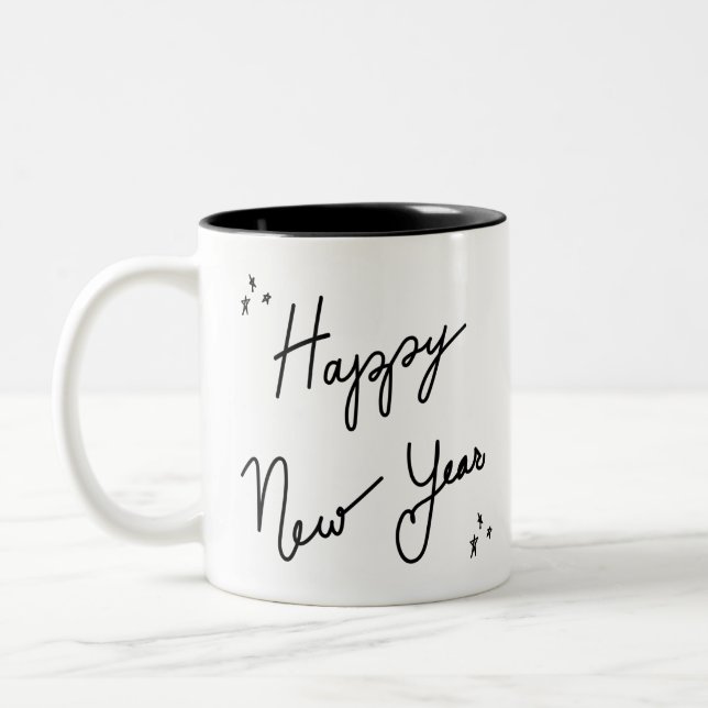 Typografi av gott nytt år-dekaler, minimal bläck Två-Tonad mugg (Vänster)