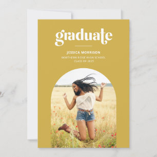 Typografi av Trendiget Student med fetstil Gult St Inbjudningar