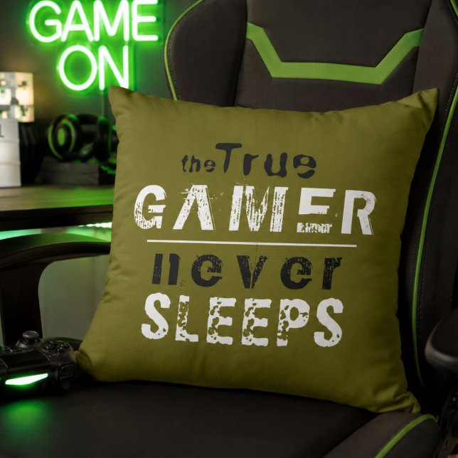 Typografi för sann gamer sover aldrig Gamer  Kudde (Skapare uppladdad)