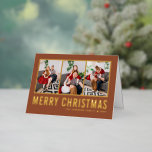 Typografi Photo Collage Terracotta jul<br><div class="desc">God jul! Skicka ditt varma önskemål den här säsongen med det här anpassadet ett jullokertecken. Den har enkel typografi på terracotta-bakgrund. Anpassa genom att lägga till tre foton,  namn,  år och annan information. Det här boho guld-foliekortet finns i andra färg och på andra kartonger.</div>