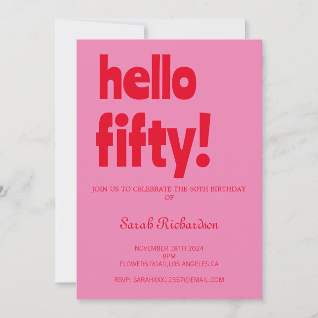 Typografi Rosa Red Modern 50:e födelsedagen Inbjudningar (Framsida)