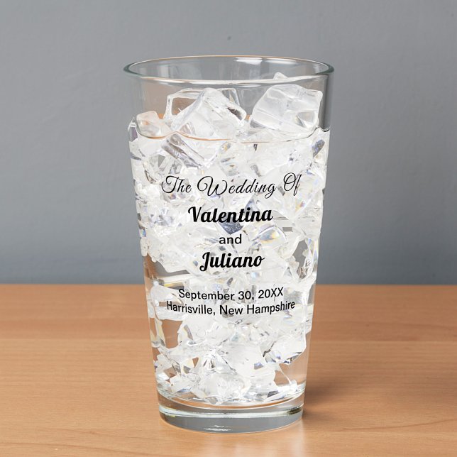 Typografi Stil Bröllopsglas Kopp (Skapare uppladdad)