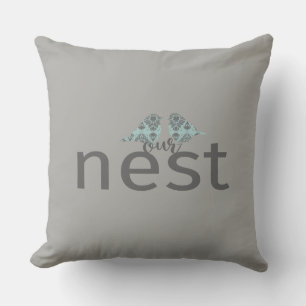 Typografi "Vårt bo" Grått och blå Love birds Kudde