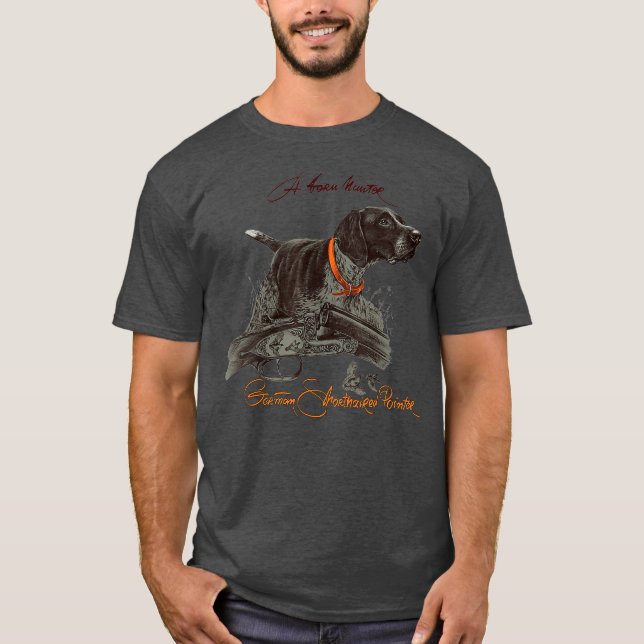 Tysk korthar pekare A Born Hunter T Shirt (Framsida)
