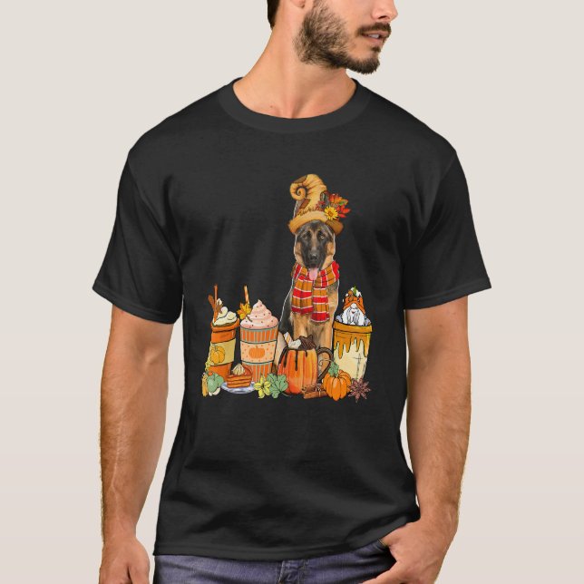 Tysk schackhöft med Kaffe koppar fallande T Shirt (Framsida)