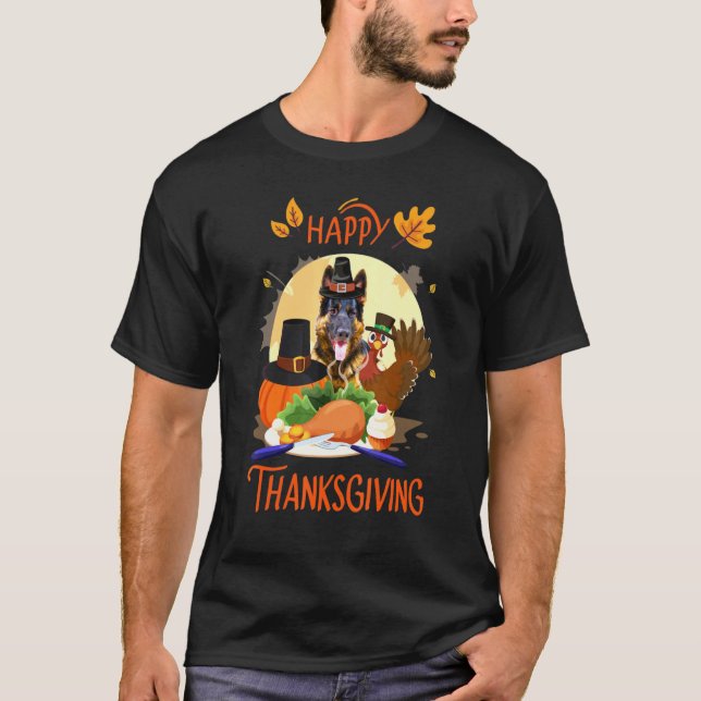 Tysk Shepherd Happy thanksgiving Pilgrim Turkiet T Shirt (Framsida)