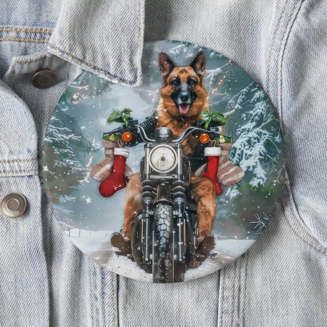 Tysk Shepherd Hund Riding Motorcykel jul Knapp (In Situ)