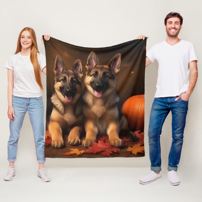 Tysk Shepherd Puppy Autumn Delight Pumpkin Fleecefilt (På plats)