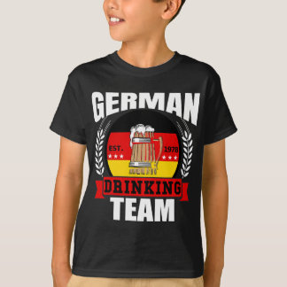 Tyska dricksteamet Tyskland Flagga Funny Oktoberfe T Shirt