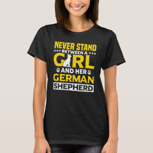 Tyska herde står aldrig mellan en flicka och henne t shirt