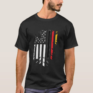 Tyska rötter amerikanska kronor Tysklanda USA flag T Shirt