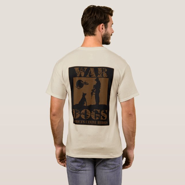 Tyska shepherd Krig Hundar T Shirt (Hel baksida)