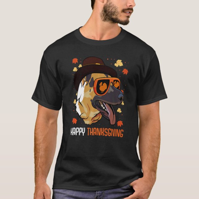 Tyska shepherd on Sunglasses Turkey Thanksgiving T Shirt (Framsida)
