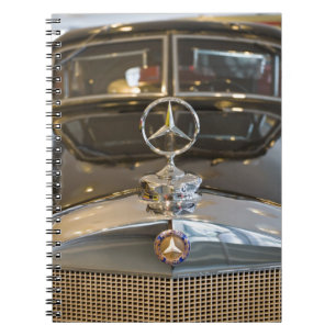 Tyskland, Baden-Wurttemberg, Stuttgart. Mercedes Anteckningsbok