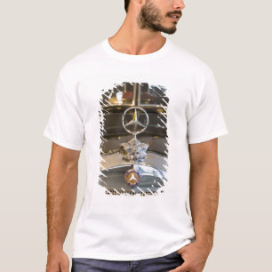 Tyskland, Baden-Wurttemberg, Stuttgart. Mercedes T-shirt