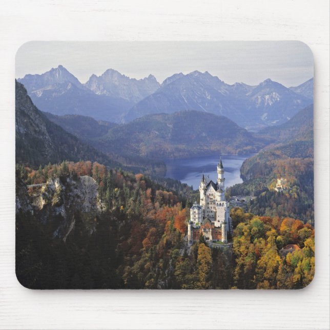 Tyskland, Bayern, Neuschwanstein slott. Kung Musmatta (Framsidan)