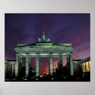 Tyskland, Berlin. Brandenburger Tor på natten. Poster