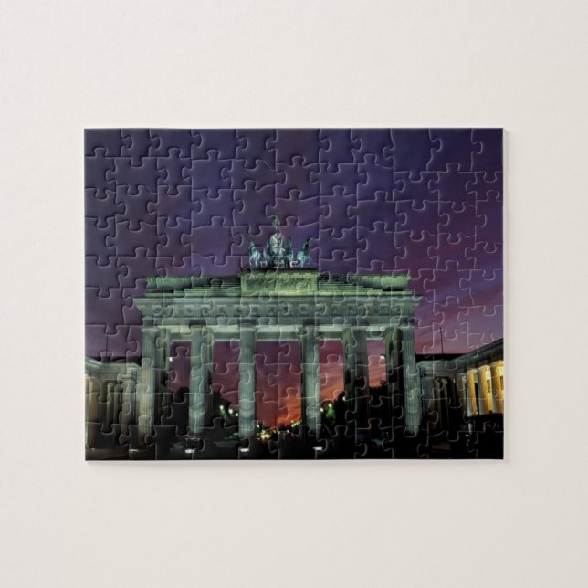 Tyskland, Berlin. Brandenburger Tor på natten. Pussel (Horisontell)