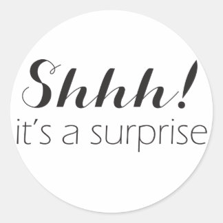 Tyst! det är överraskningsfest-dekaler runt klistermärke