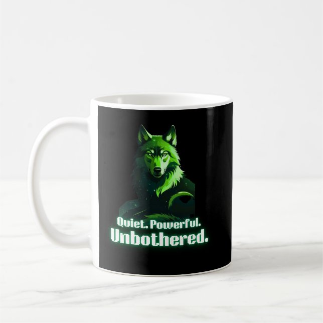 Tyst Kraftfull Oombedd Varg Minimal Citat Kaffemugg (Vänster)