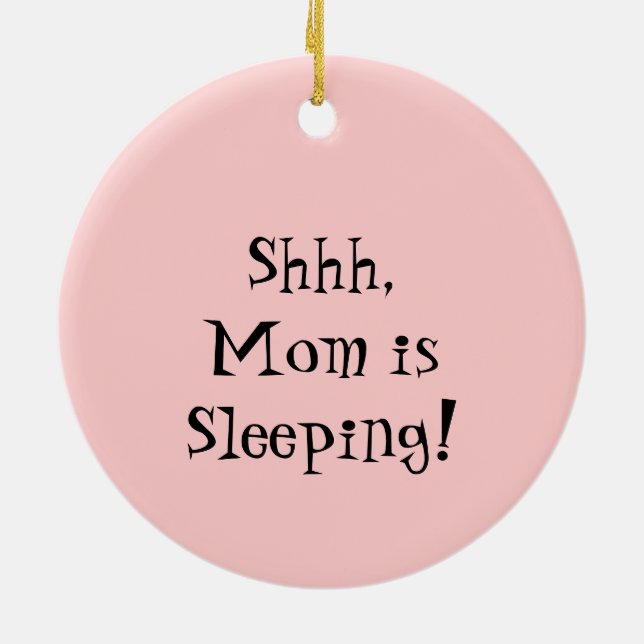 Tyst mamma sover prydnadsskylt Rosa babyskor Julgransprydnad Keramik (Baksidan)