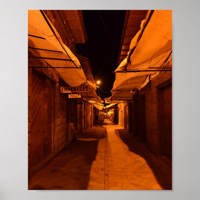 Tyst natt - Pisac Streetlight Photography Poster (Framsidan)