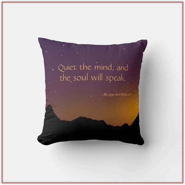 Tyst sinnessinspirationsoffert kudde (Bookmark my store! https://www.zazzle.com/store/capricepetit)