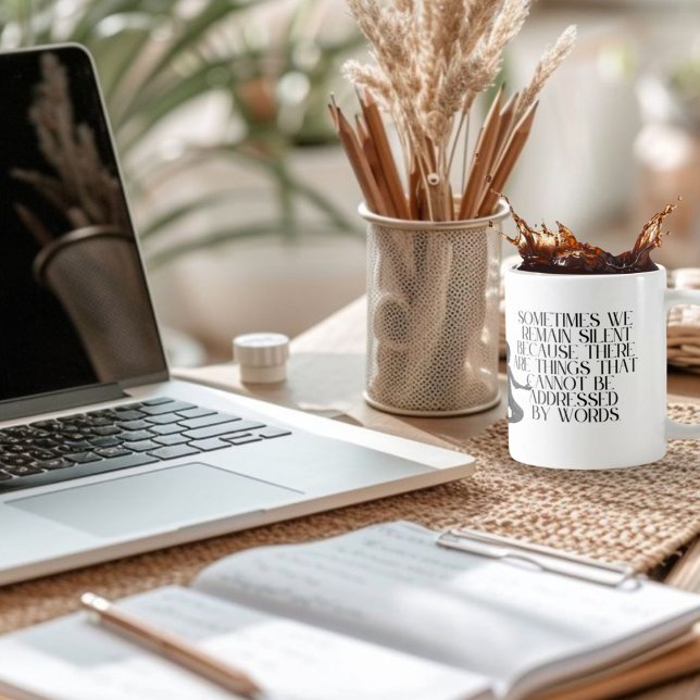 Tyst smärta - minimalistisk, känslomässig offertde kaffemugg (Skapare uppladdad)