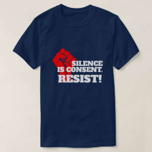 "Tystnad samtycker" med klenad fist Tee
