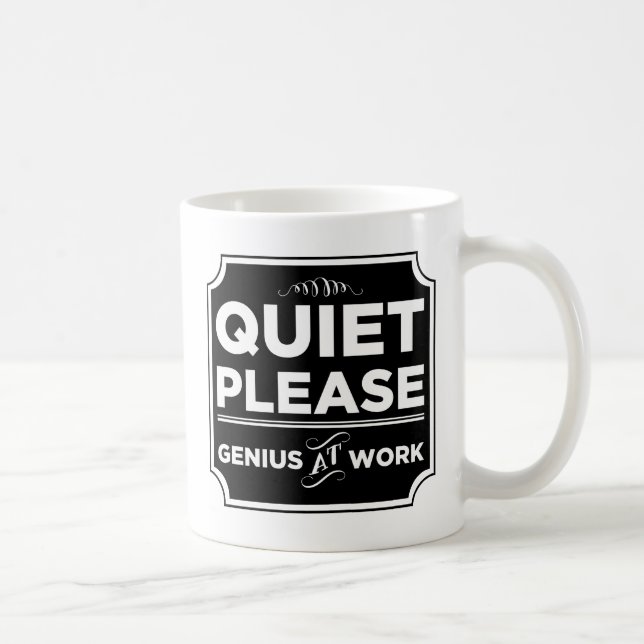 Tystnaden behar snille på arbete kaffemugg (Höger)