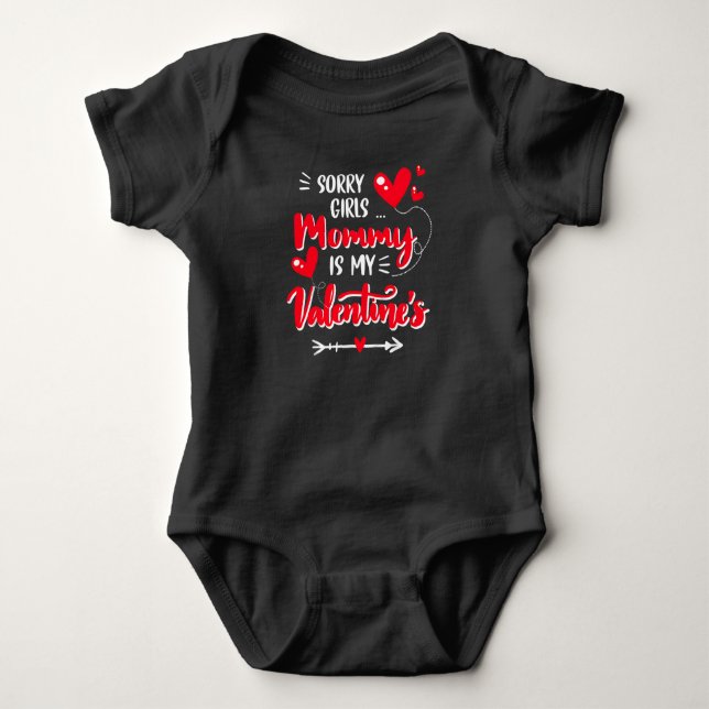 Tyvärr är Mamma mitt Alla hjärtans dag Cute Baby T Shirt (Framsida)