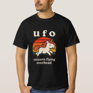 U f o enhörning flygande över huvudet  t shirt