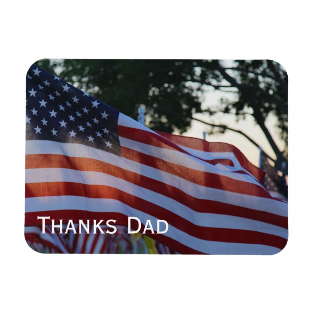 U.S.A. Memorial Day Flaggor som vakar i Vind Magnet (Horisontell)