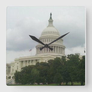 U.S. Capitol Building med molnig himmel Fyrkantig Klocka