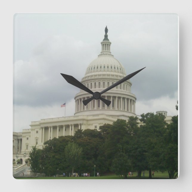 U.S. Capitol Building med molnig himmel Fyrkantig Klocka (Framsida)