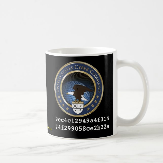 U.S. Cyberen befaller Kaffemugg (Höger)