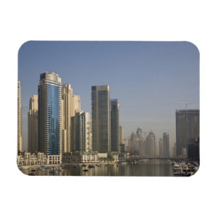 UAE, Dubai. Marina torn med båtar på ankarplats. Magnet