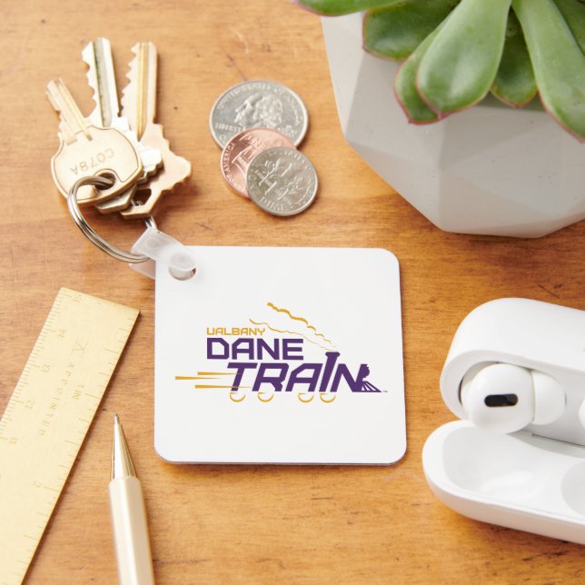 UAlbany Dane Tåg Logotyp Nyckelring (Skrivbord)