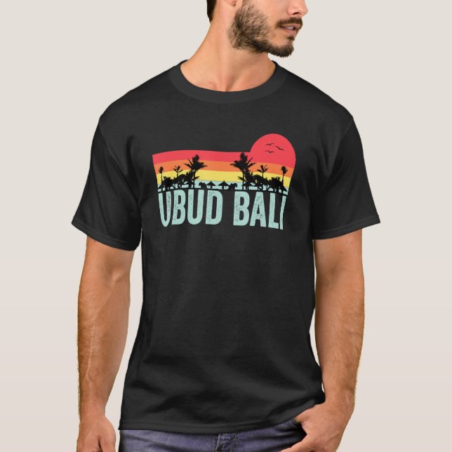 Ubud Bali Retro Sunset Vacation Helgdag T Shirt (Framsida)
