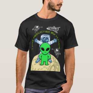 Ufo Alien som förts bort av människor T Shirt