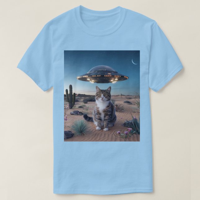 UFO Desert Cat Light Blue T-Shirt (Design framsida)