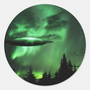 UFO i moln av grönt Runt Klistermärke
