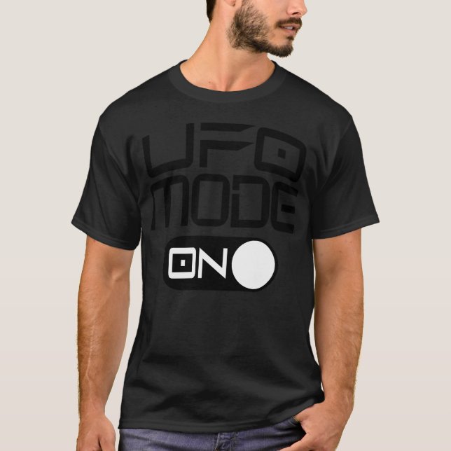 Ufo-läge på av-knapp t shirt (Framsida)