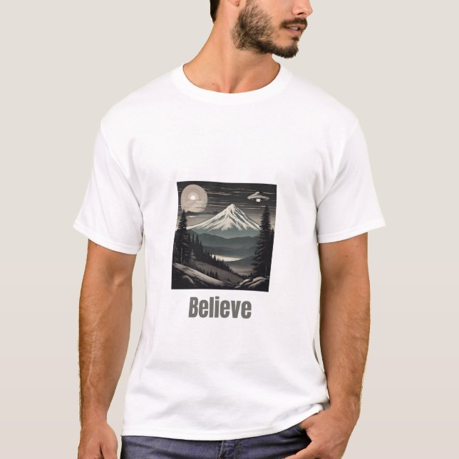 UFO-mysterium T Shirt (Framsida)