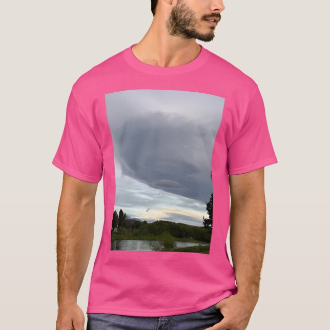 Ufo Nad Nami T Shirt (Framsida)