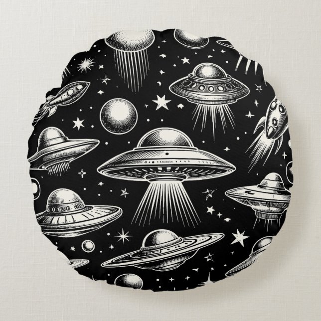 UFO:s och flygsågar Sci Fi Dekorativ kudde (Framsidan)