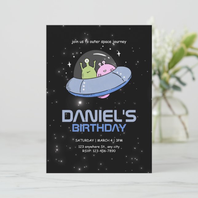 UFO utomjording födelsedagsfest Outer Space födels Inbjudningar (Stående Fram)