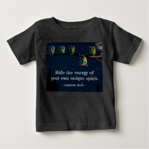Uggla är annorlunda med unik offertkollage t shirt