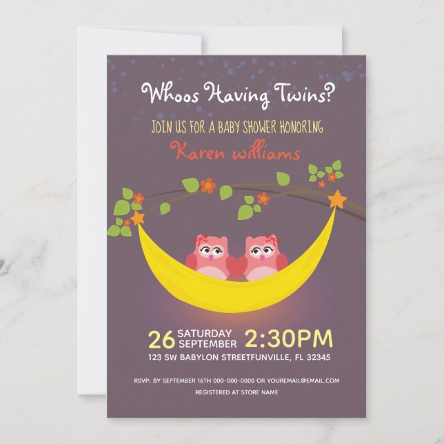 Uggla Baby Shower - titta på vem som har Twin Girl Inbjudningar (Framsida)